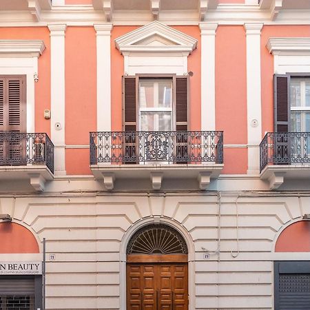 Agape Apartment Bari Bagian luar foto